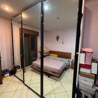 Armadio con specchio