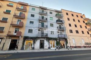 AMPIO MONOLOCALE, IDEALE PER INVESTIMENTO - VIA G