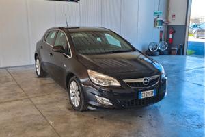 Opel Astra 1.7 CDTI 110CV 5 porte