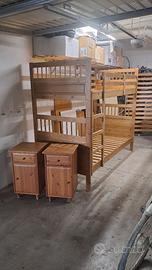 Letto a castello e comodini Ikea Hemnes
