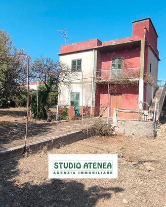 Via Cavaleri Magazzeni Villa Con 5000Mq Di Terra