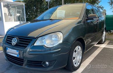 VOLKSWAGEN POLO 1.2 