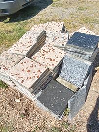 PIASTRELLE GRANIGLIE 30 X 30 X 2,5 