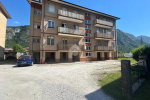 3 LOCALI A VILLA SANTINA