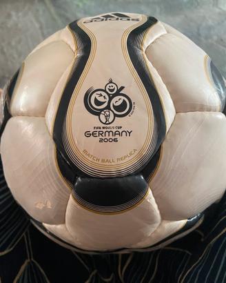 Pallone calcio mondiali 2006