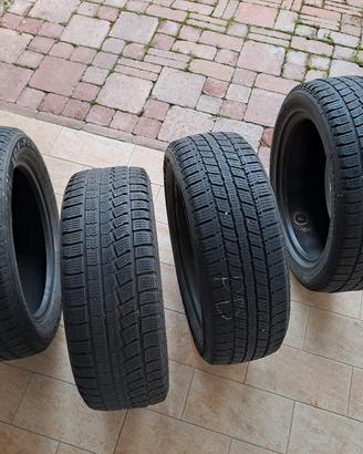4 gomme invernali