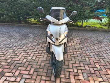 Peugeot Geopolis 300 - 2012