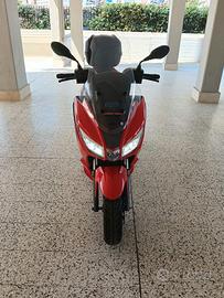 Aprilia sxr 50 rosso
