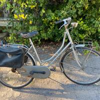 Bici donna e uomo