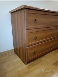 Comò + coppia comodini