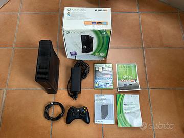 Microsoft Xbox 360 Slim Hd 4 Gb completa testata