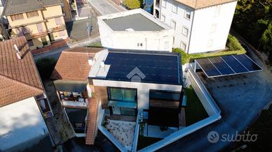 CASA SEMINDIPENDENTE A SANT'ELPIDIO A MARE