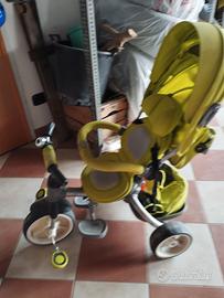 Triciclo con maniglione 