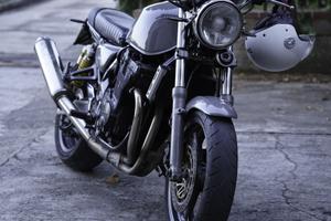 Suzuki GSX 750 inazuma