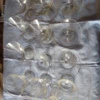 Vecchi calici da spumante serigrafati