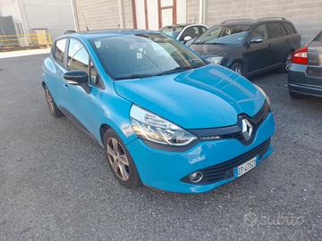 Renault Clio 1.2 16V 5 porte Dynamique