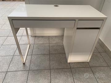 SCRIVANIA COMPATTA IKEA