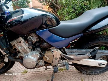 Honda hornet 600