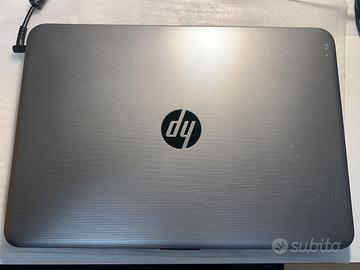 Tre computer portatili