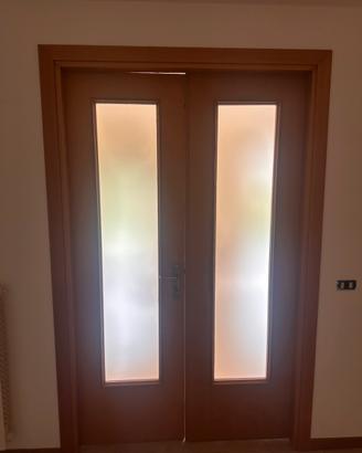 Porta a due ante