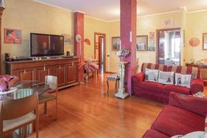 Appartamento di 141 m² con 5 locali e box auto a M