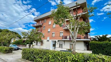 Appartamento Piano 3° + Garage e due Cantine