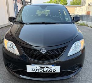 Lancia Ypsilon 1.2 69 CV 5 porte GPL Ecochic Black