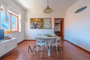Porto San Paolo | Appartamento al centro con vista