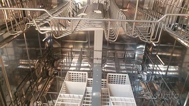 lavastoviglie whirlpool ad incasso