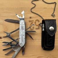 Swisschamp con fodero