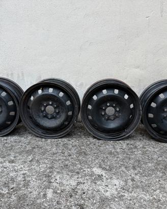 Set 4 Cerchi in Acciaio Lancia / Fiat 14 pollici