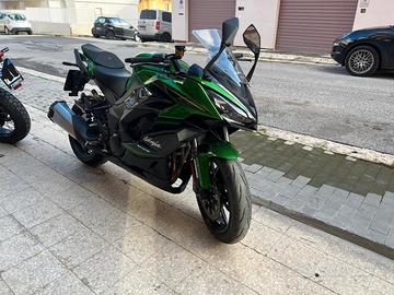 Kawasaki Ninja 1100 SX se