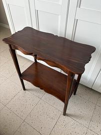 Tavolino in legno