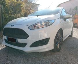 FORD Fiesta 6ª serie - 2017