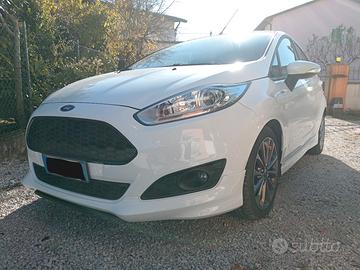 FORD Fiesta 6ª serie - 2017