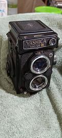 Yashica G 124 Mat veramente ben tenuta