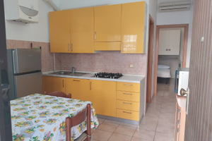 LIDO ESTENSI Bilocale fronte mare piano terra