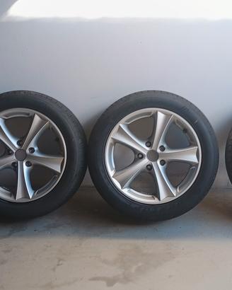 gomme nuove poi cerchi in lega opel
