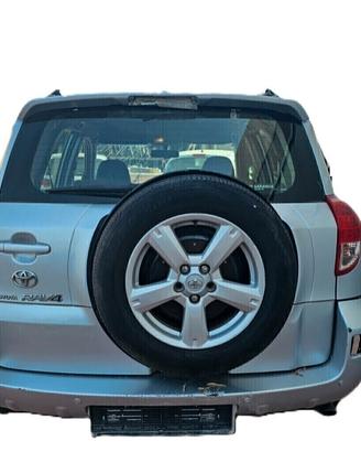 RICAMBI PER TOYOTA RAV4 III 2.2 TDi 136 cv 2010