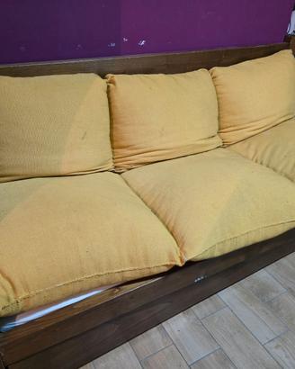 Divano letto in legno