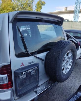 Portellone nudo MITSUBISHI PAJERO del 2000