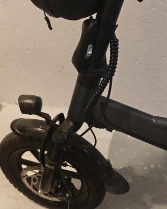 bici elettrica pieghevole 