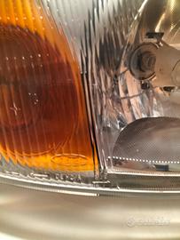 Faro Ford Fiesta ( Venduto)