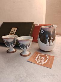 Set Saké in ceramica con coniglietti e scatola