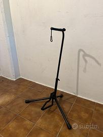 Supporto per chitarra universale pieghevole