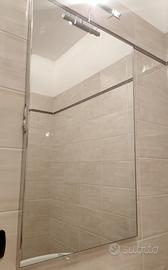 Specchiera bagno con aplique