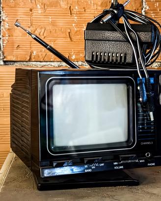 Mini Televisore Portatile Anni ‘90
