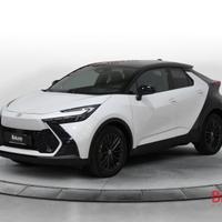 Toyota C-HR Plug-in Hybrid 220 Lounge Hero