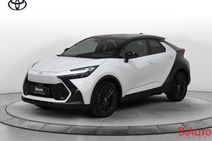 Toyota C-HR Plug-in Hybrid 220 Lounge Hero
