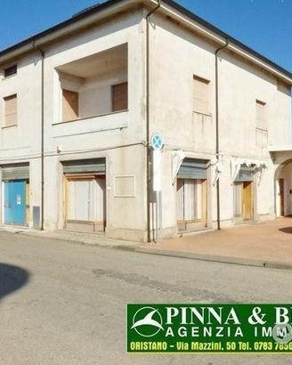 ABBASANTA - Fronte stazione FS - Locale Comm